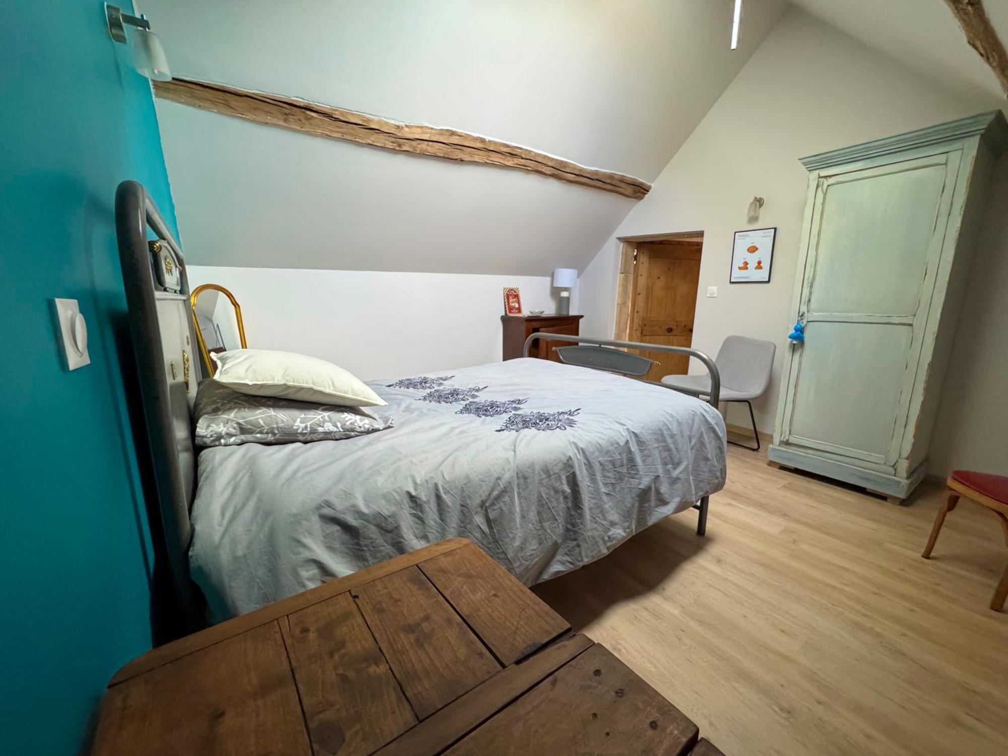 Appartement Independant Pouvant Accueillir Jusqu'a 6 Personnes, Situe Dans Foret Saint-Parize-le-Chatel